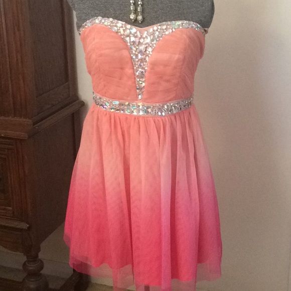 Beaded colorful dress - Picture 3 of 8